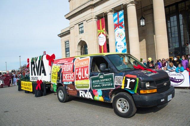 Dominion Christmas Parade 2016